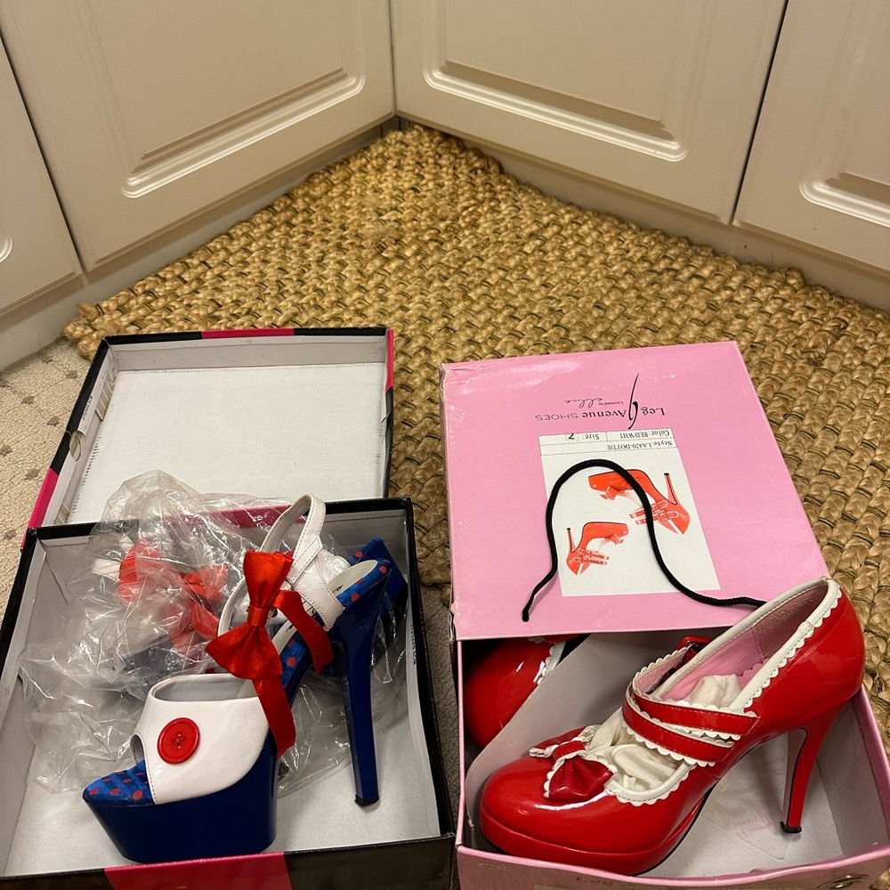 Size 7 heels.